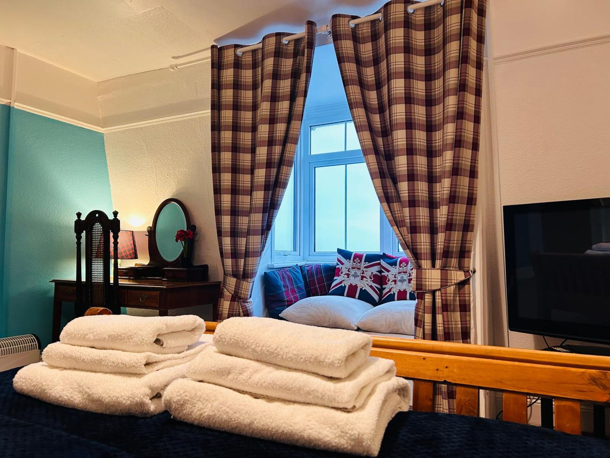 Clarence Quarters Self-Catering Guest House Portsmouth Habitación foto