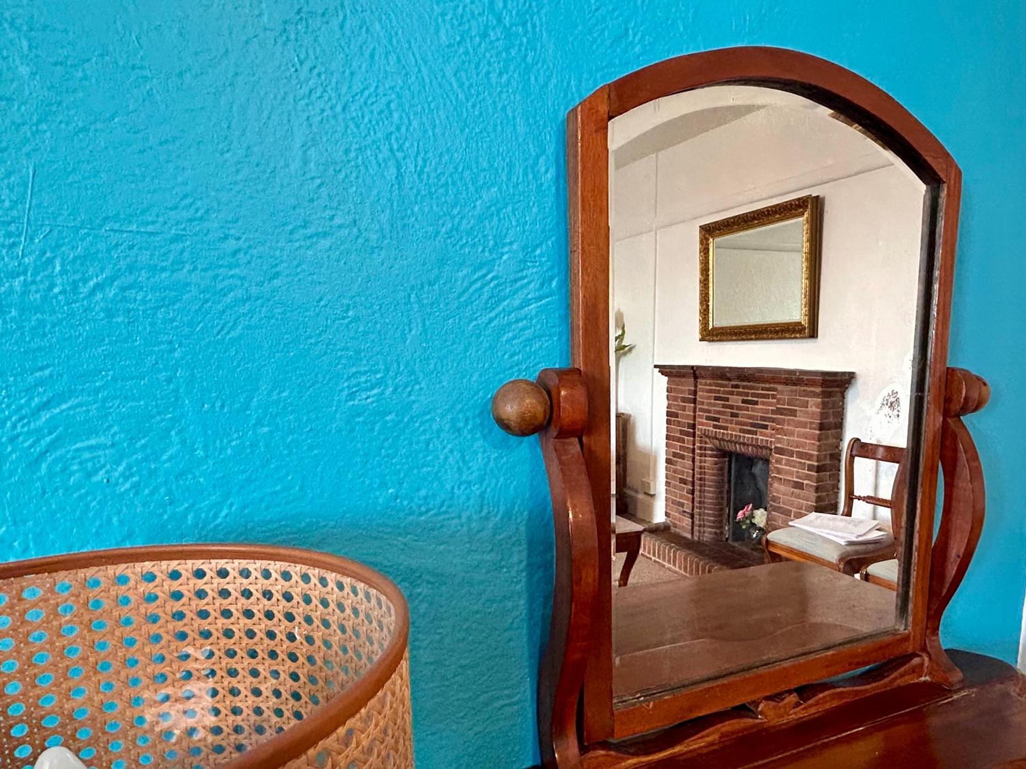 Clarence Quarters Self-Catering Guest House Portsmouth Habitación foto